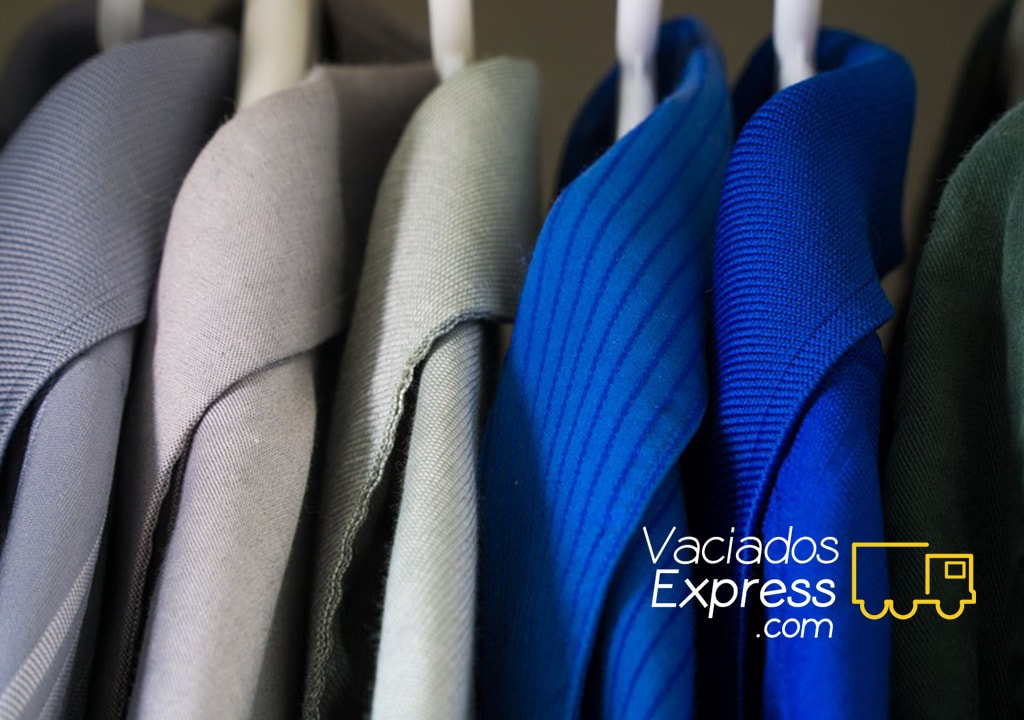 Cómo aprovechar el espacio de un armario pequeño vaciados de casas express