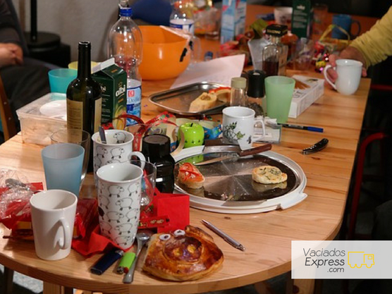 8 razones para deshacerte de los trastos de una vez vaciados de casas express